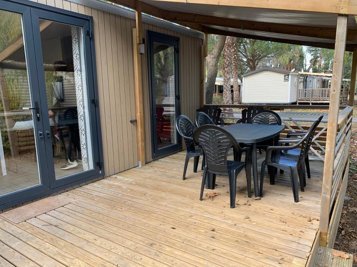 Camping 4 Etoiles Le Bosc Saint Cyrpien Mobil Home Bagian luar foto