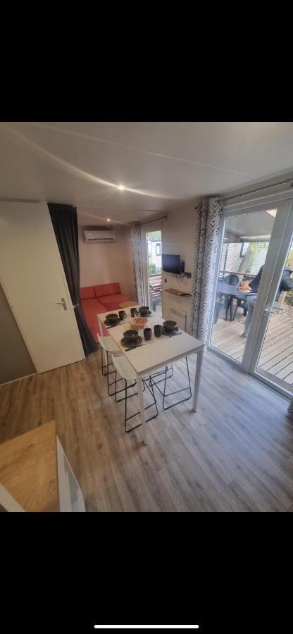 Camping 4 Etoiles Le Bosc Saint Cyrpien Mobil Home Bagian luar foto